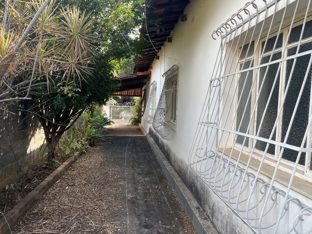 Casa, Várzea, 4 Quartos, 5 Vagas, 1 Suíte