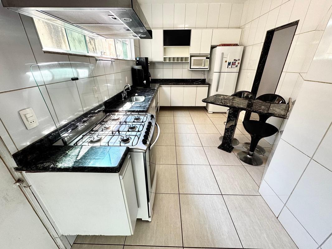 Casa, Parque Xangri-lá, 4 Quartos, 8 Vagas, 2 Suítes