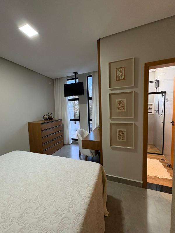 Casa, Masterville, 3 Quartos, 5 Vagas, 1 Suíte