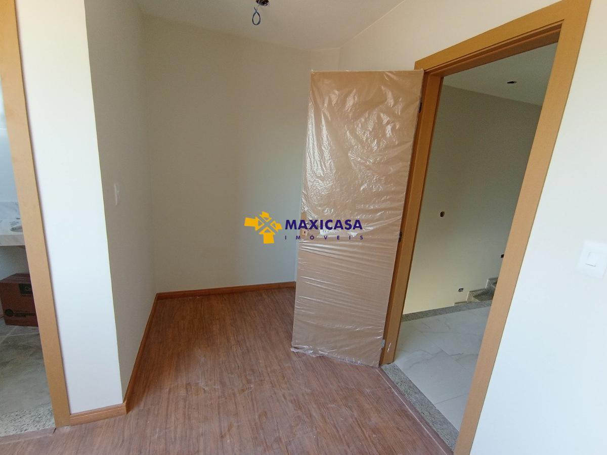 Casa, Santa Mônica, 3 Quartos, 2 Vagas, 1 Suíte
