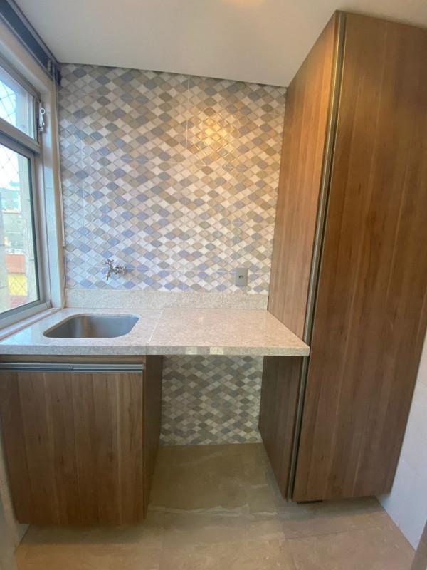 Apartamento, Sagrada Família, 3 Quartos, 2 Vagas, 1 Suíte