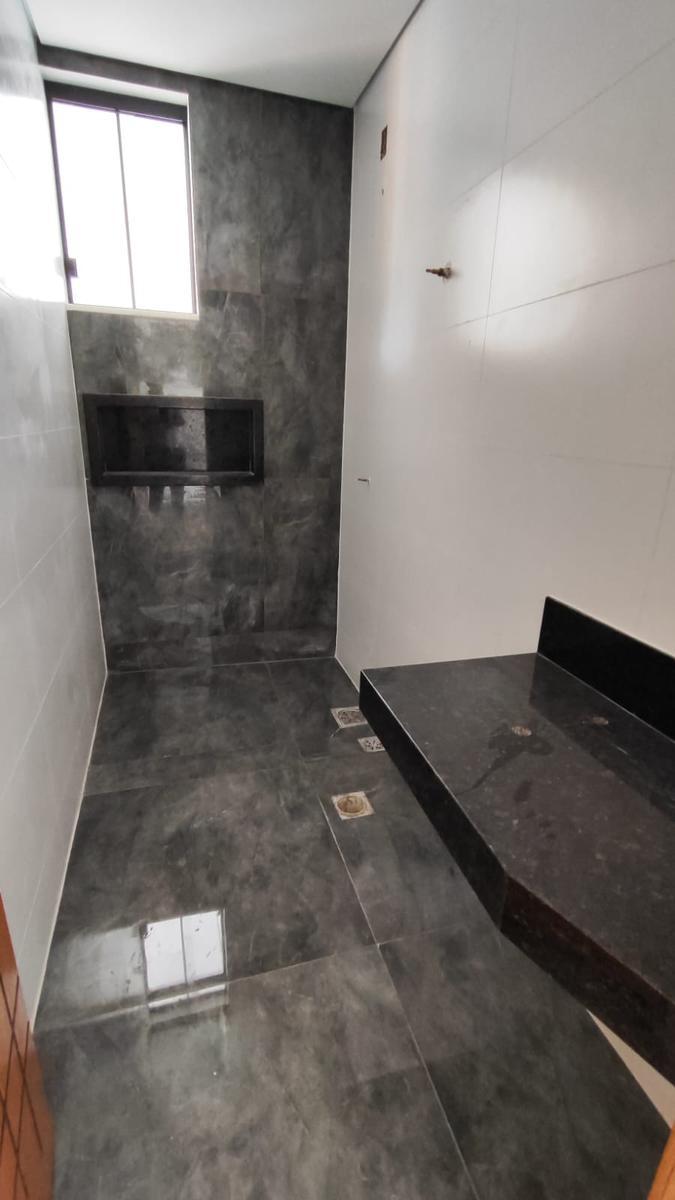 Casa, Vale das Orquídeas, 2 Quartos, 2 Vagas, 1 Suíte