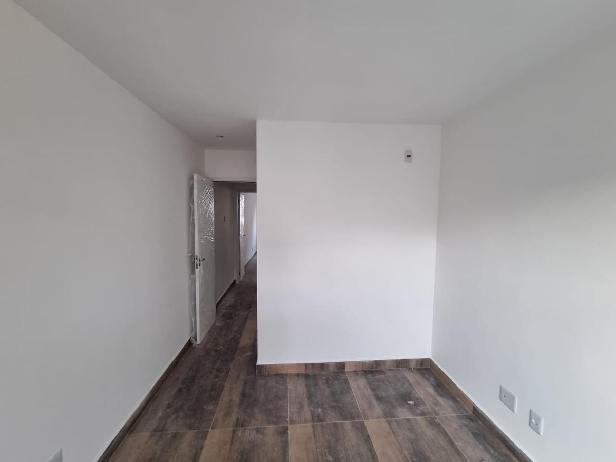 Casa, Vila Clóris, 2 Quartos, 1 Vaga, 2 Suítes