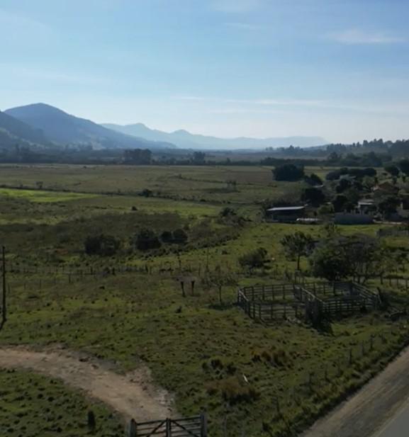 Fazenda, Zona Rural, 2 Quartos, 0 Vaga, 2 Suítes