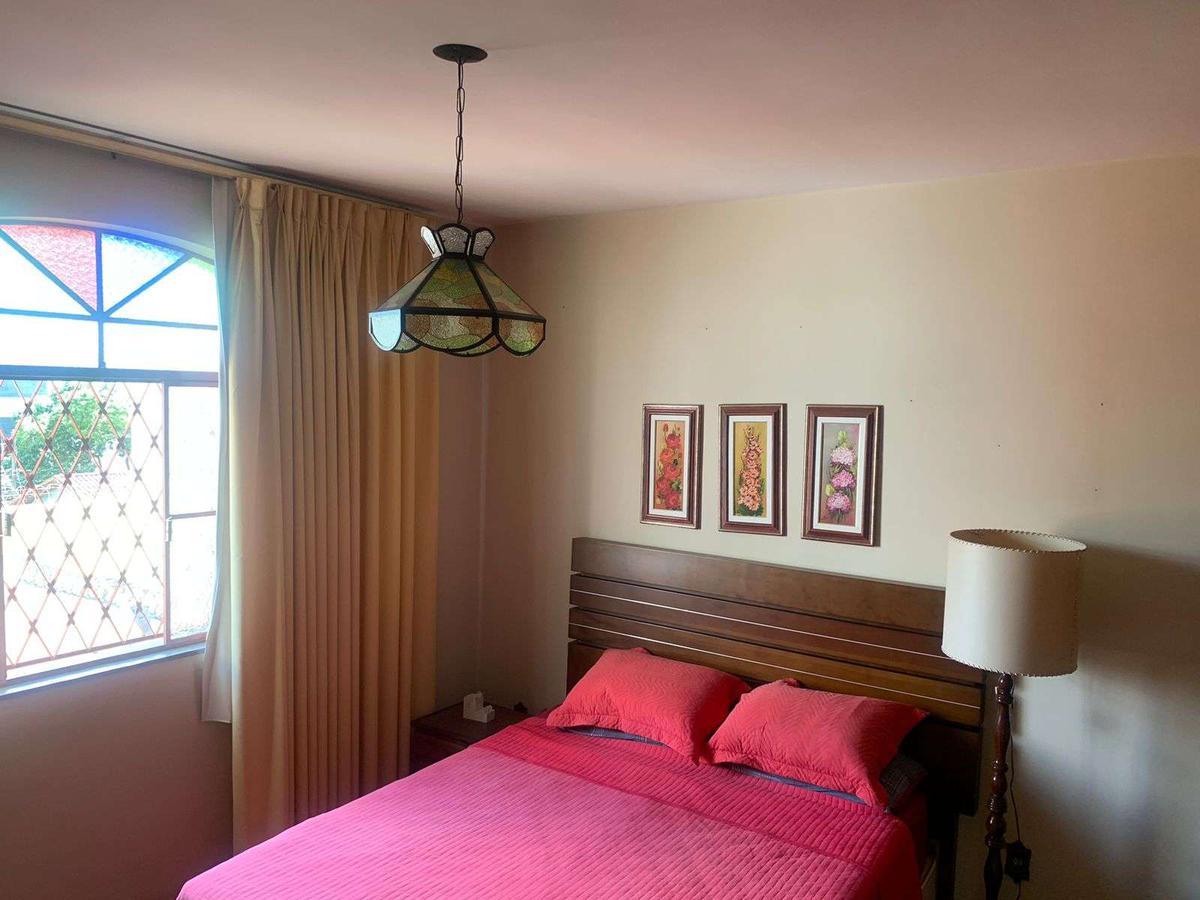 Casa, Cidade Nova, 4 Quartos, 3 Vagas, 1 Suíte