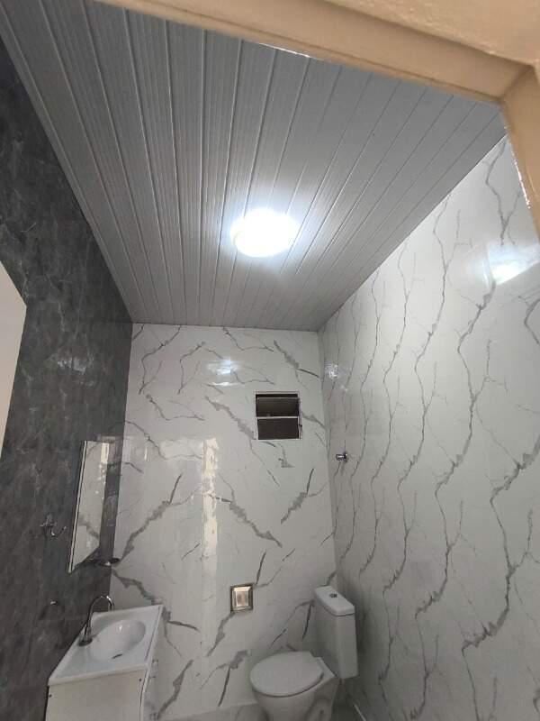 Casa Comercial, Planalto, 0 Quarto, 1 Vaga
