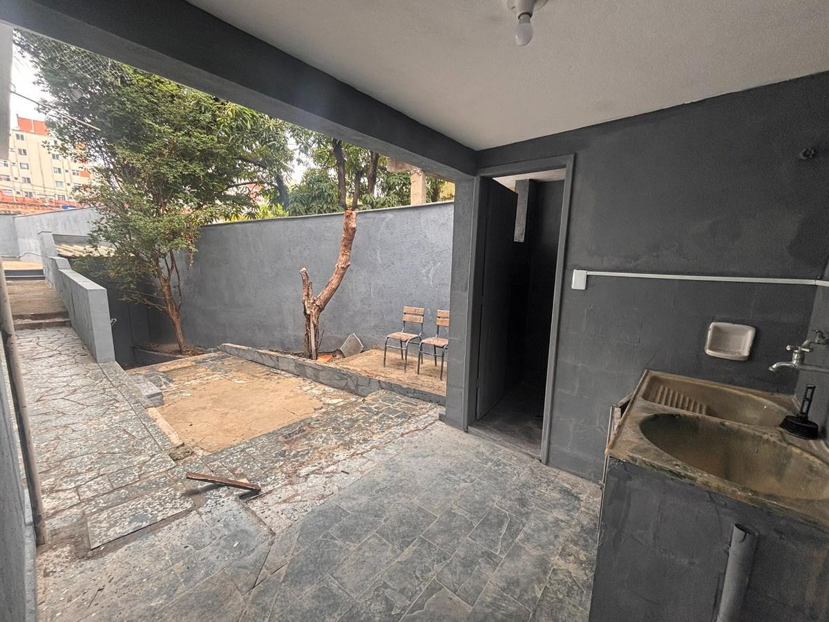 Casa, Planalto, 2 Quartos, 1 Vaga, 2 Suítes