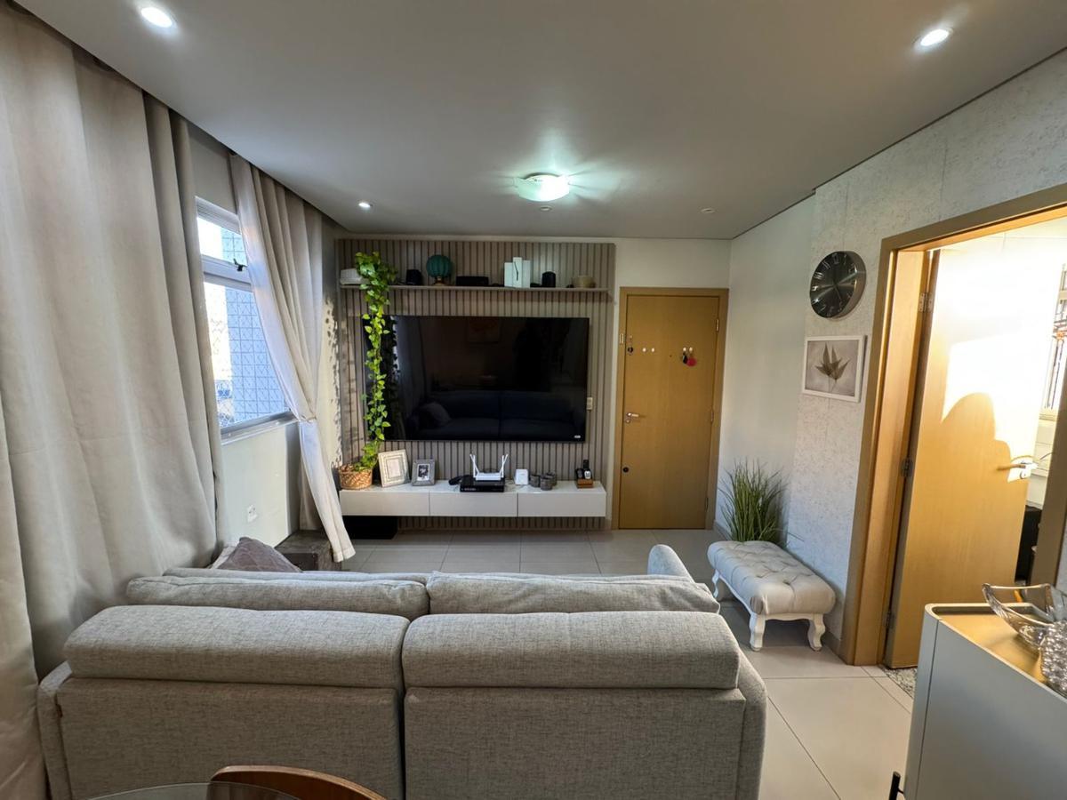 Apartamento, Colégio Batista, 2 Quartos, 2 Vagas, 1 Suíte