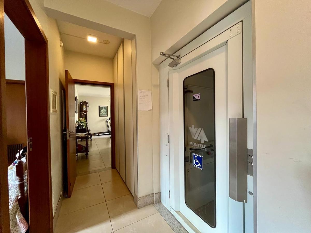 Casa, Anchieta, 4 Quartos, 6 Vagas, 4 Suítes