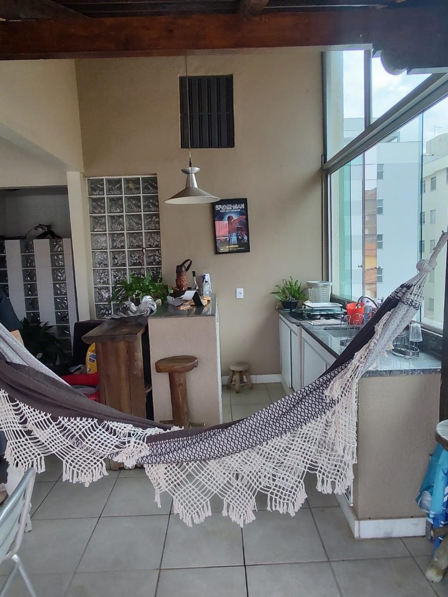 Cobertura, Ana Lúcia, 4 Quartos, 2 Vagas, 1 Suíte