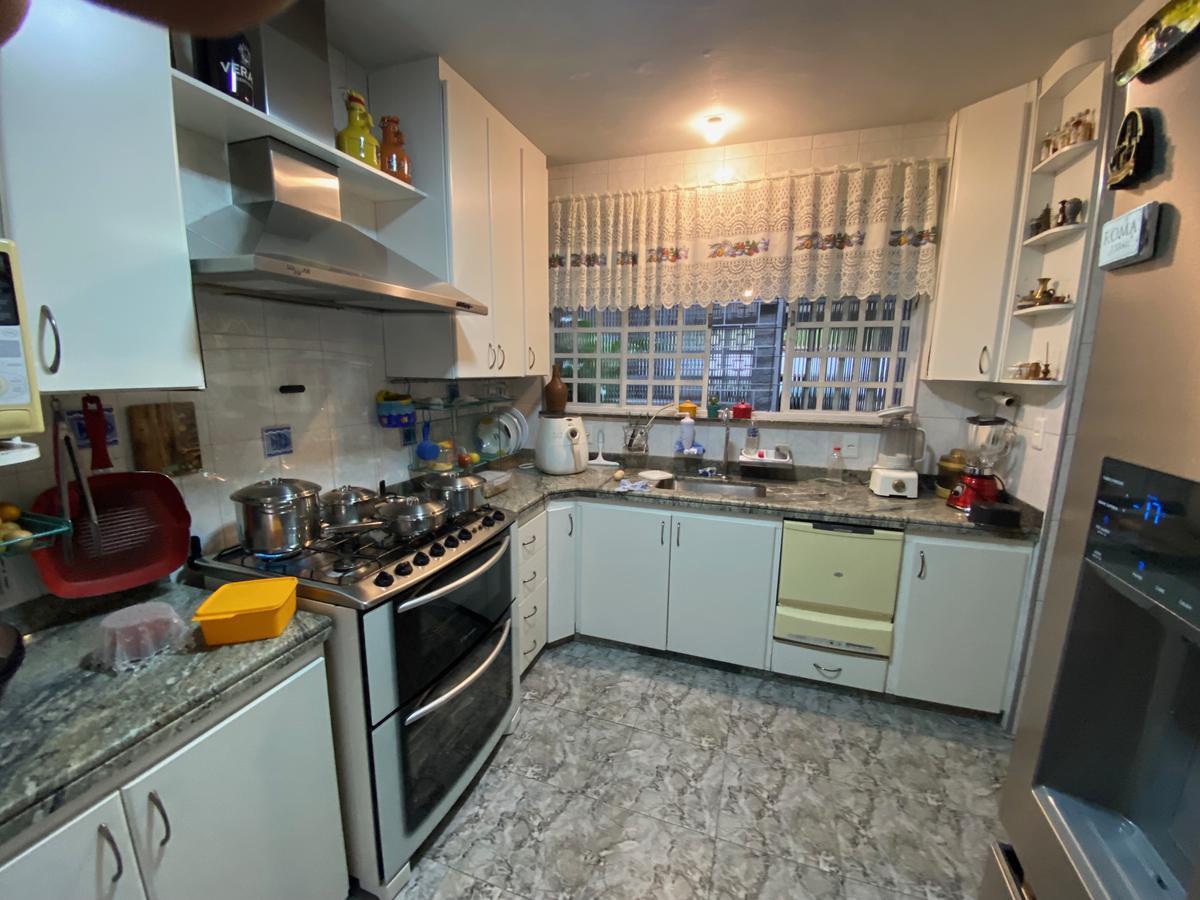 Casa, Itapoã, 3 Quartos, 3 Vagas, 1 Suíte