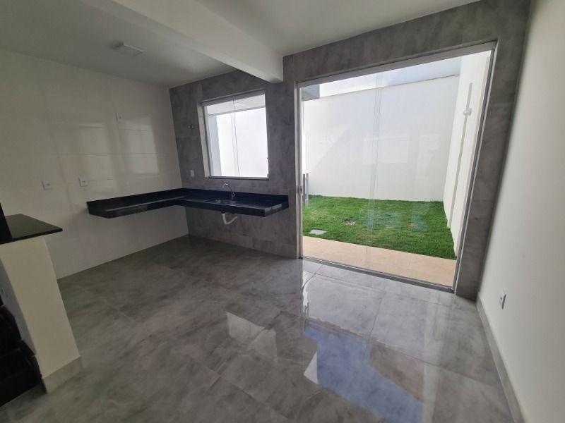 Casa, Itapoã, 3 Quartos, 2 Vagas, 1 Suíte