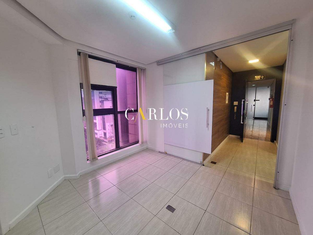 Sala, Funcionários, 1 Vaga