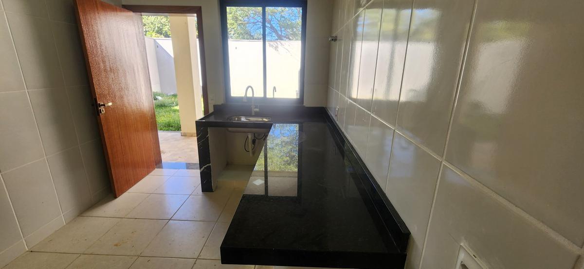 Casa, Vila dos Ipês, 3 Quartos, 3 Vagas, 1 Suíte