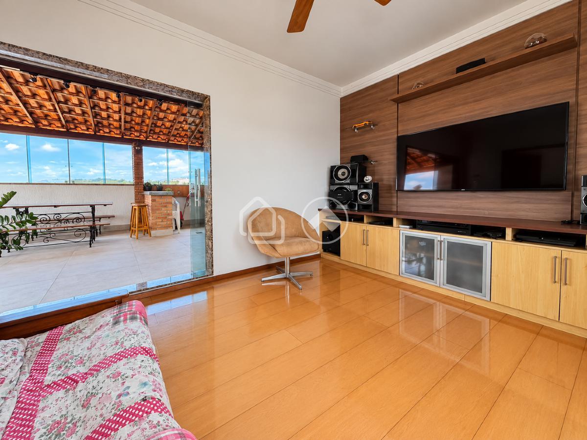 Apartamento, Havaí, 3 Quartos, 2 Vagas, 1 Suíte