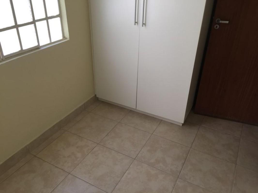 Apartamento, Floresta, 2 Quartos, 0 Vaga