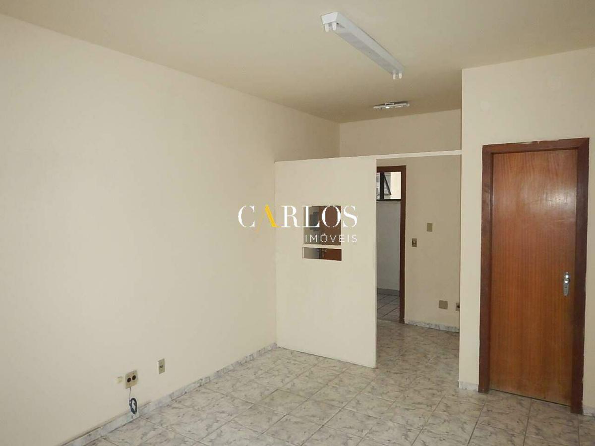 Sala, Centro