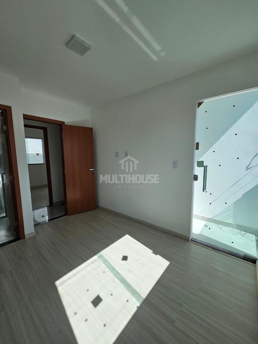 Casa, Jardim Leblon, 2 Quartos, 1 Vaga, 1 Suíte