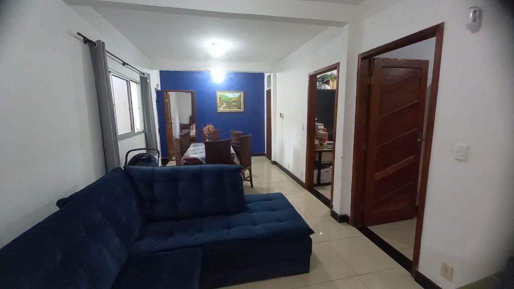 Casa, Nações Unidas, 3 Quartos, 0 Vaga, 2 Suítes