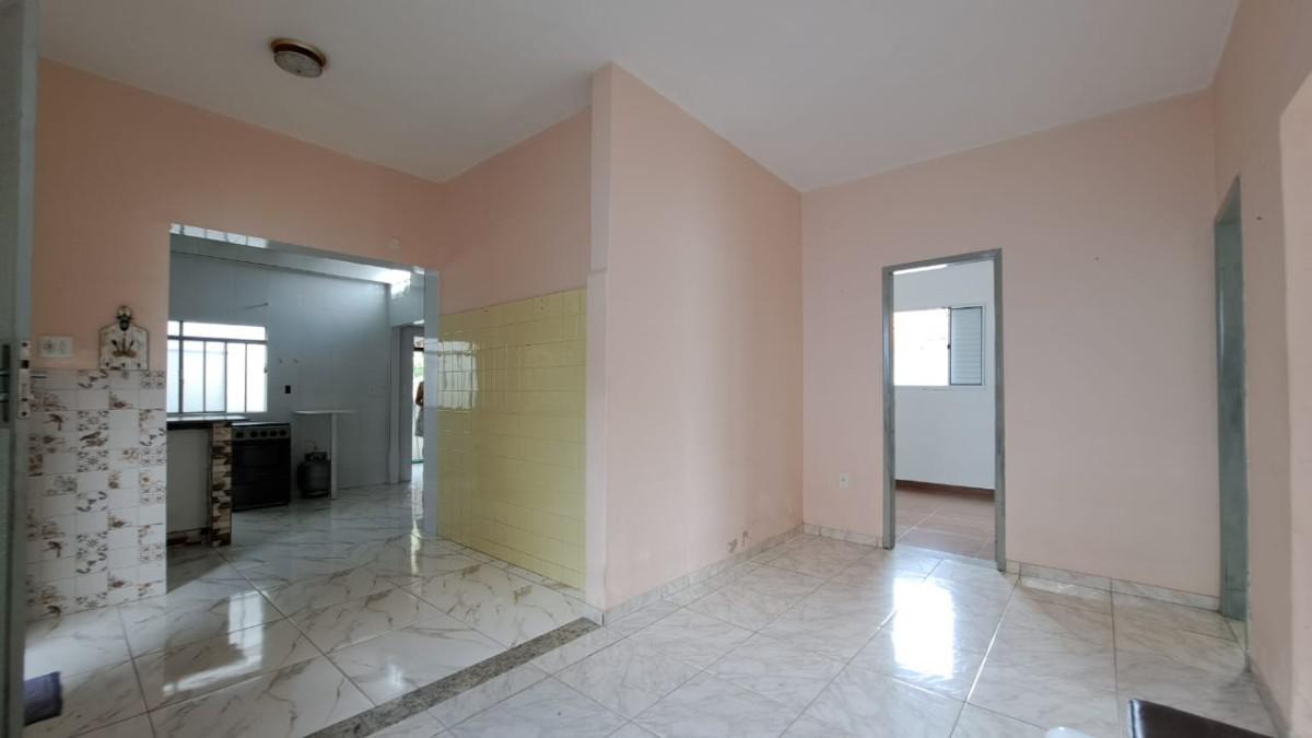 Casa, Santa Inês, 3 Quartos, 4 Vagas, 1 Suíte