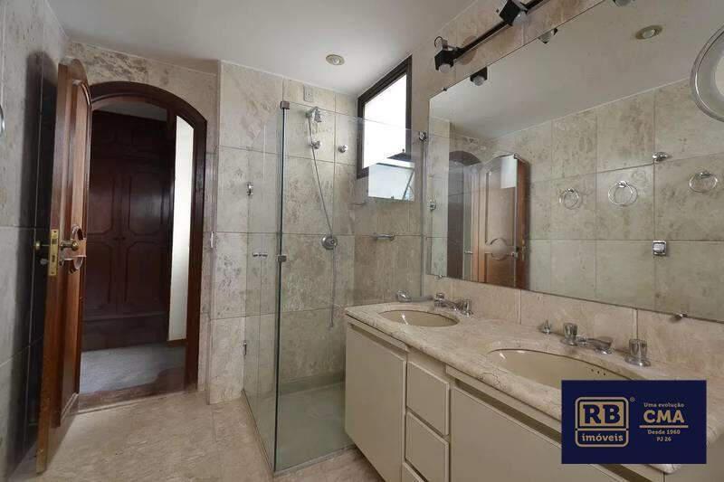 Apartamento, Funcionários, 4 Quartos, 3 Vagas, 2 Suítes