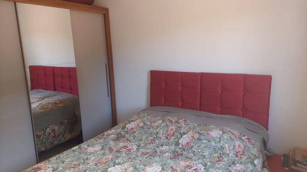 Casa, Caieira, 2 Quartos, 0 Vaga