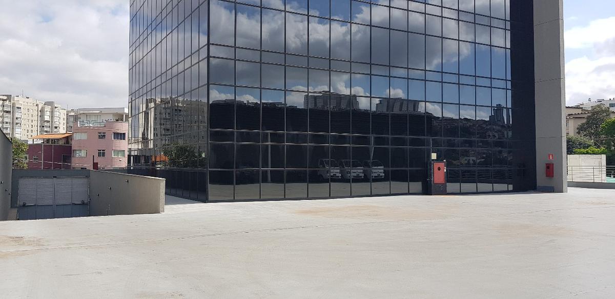 Prédio, Estoril, 0 Quarto, 15 Vagas