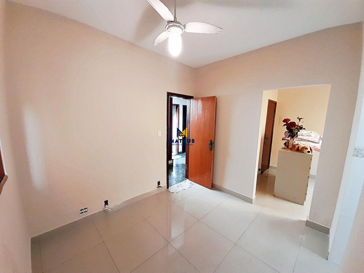 Casa, Caiçaras, 5 Quartos, 4 Vagas, 2 Suítes