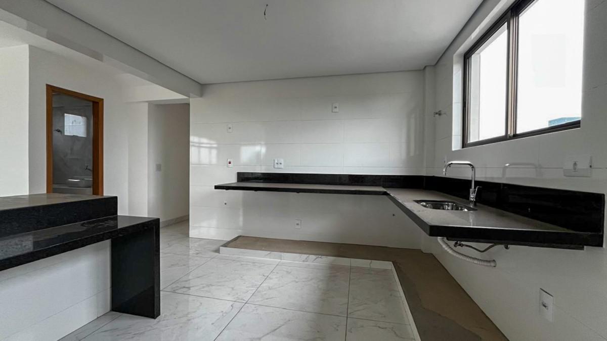 Cobertura, Indaiá, 4 Quartos, 3 Vagas, 2 Suítes