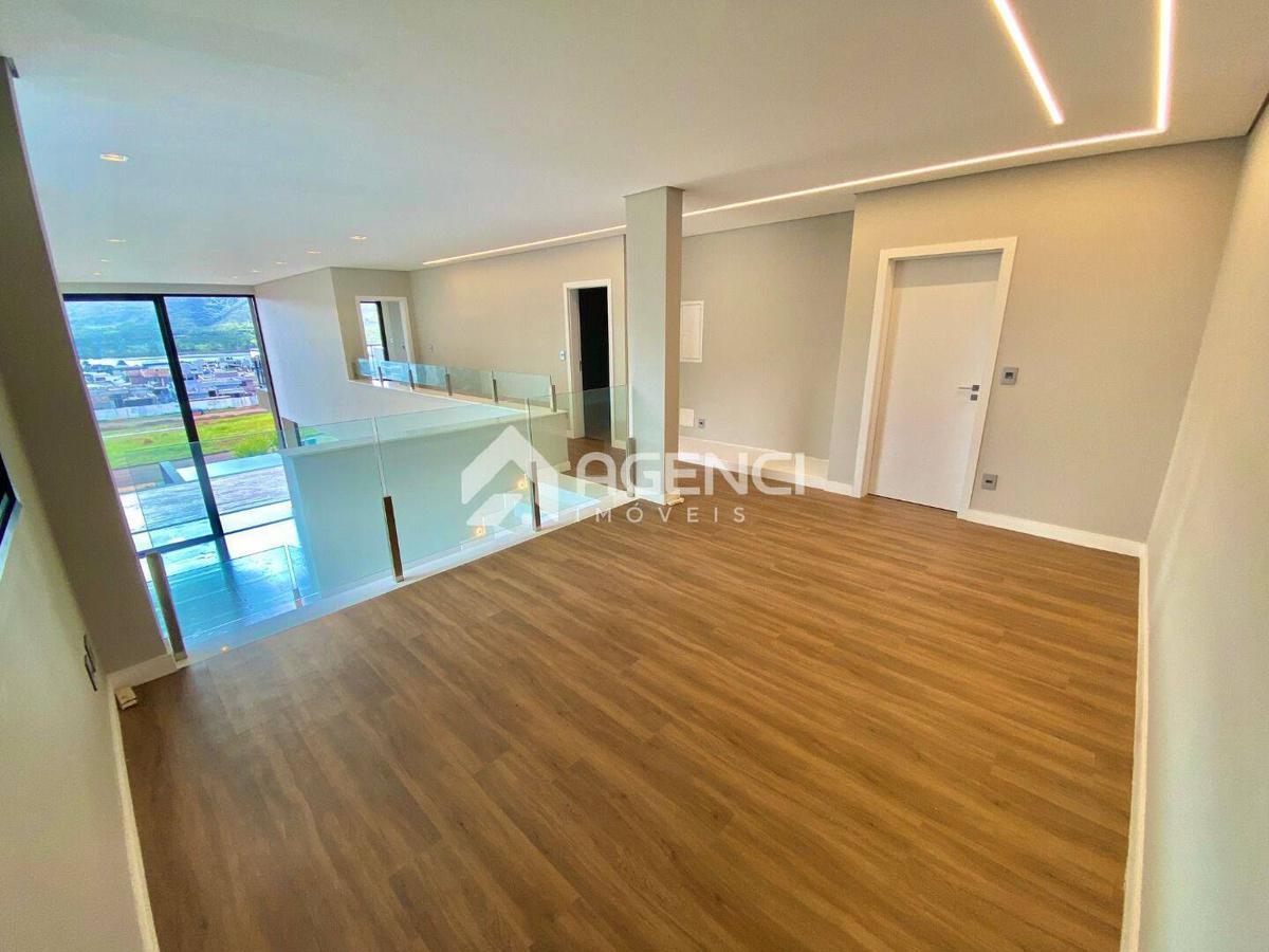 Casa, Alphaville - Lagoa dos Ingleses, 4 Quartos, 0 Vaga, 3 Suítes