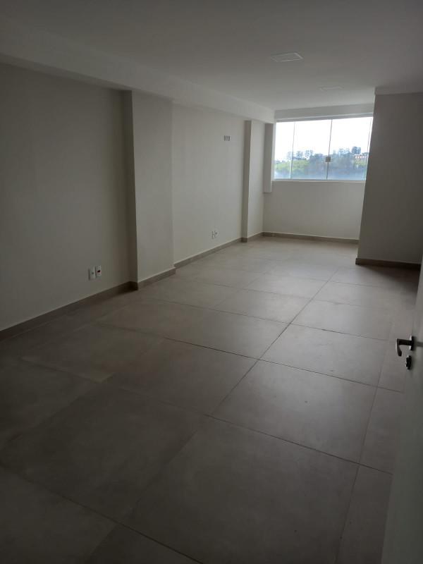 Sala, Vila Verde, 0 Quarto, 0 Vaga
