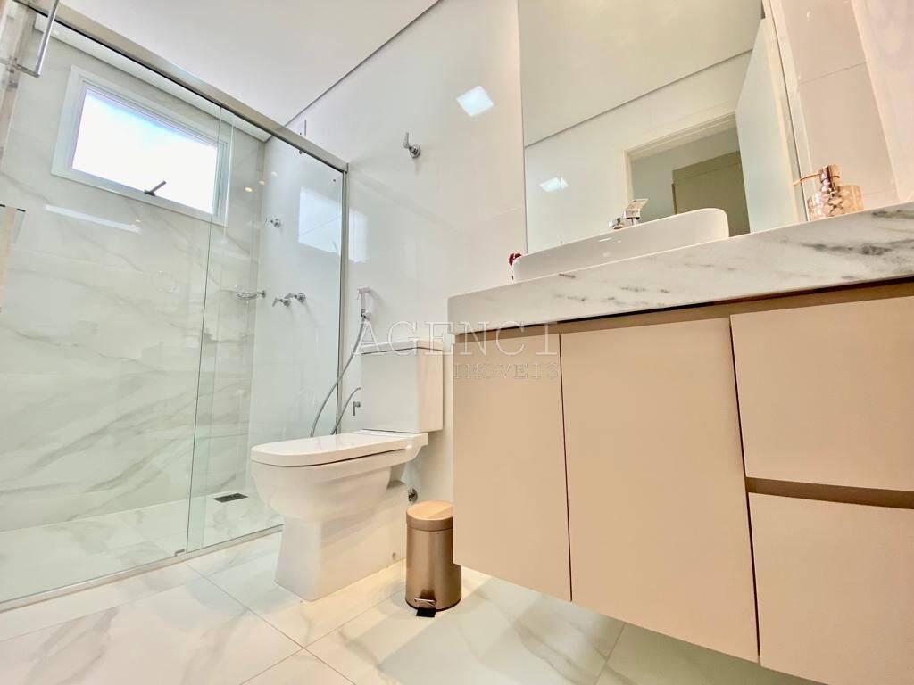 Apartamento, Cabral, 4 Quartos, 0 Vaga, 2 Suítes