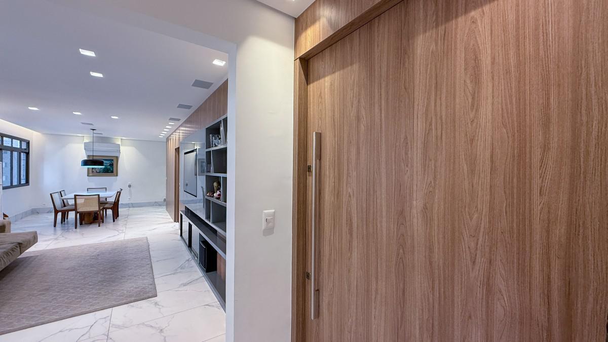 Apartamento, Funcionários, 4 Quartos, 2 Vagas, 2 Suítes