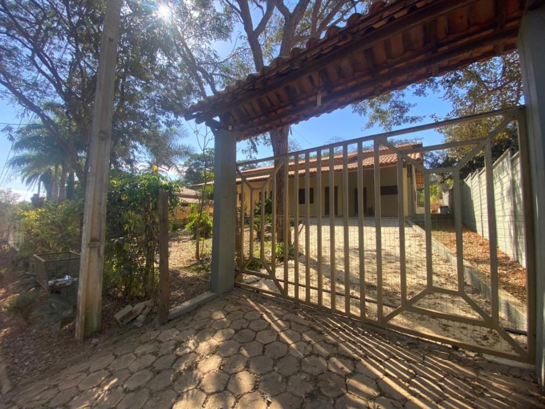 Fazenda, Centro, 3 Quartos, 2 Vagas, 1 Suíte