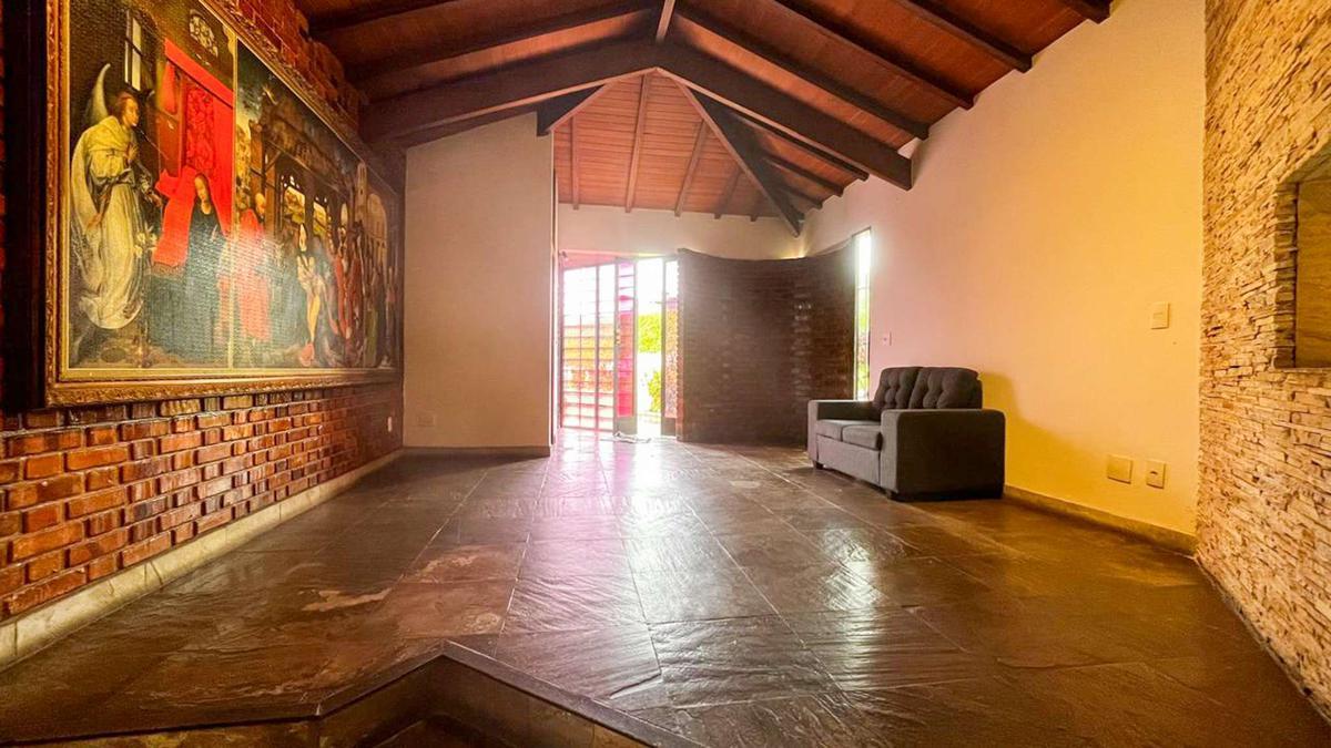 Casa, São Luiz (pampulha), 5 Quartos, 11 Vagas, 4 Suítes