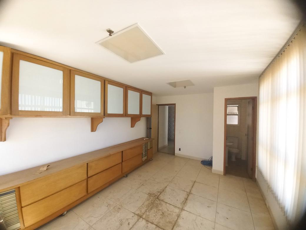 Sala, Barro Preto, 0 Quarto, 0 Vaga