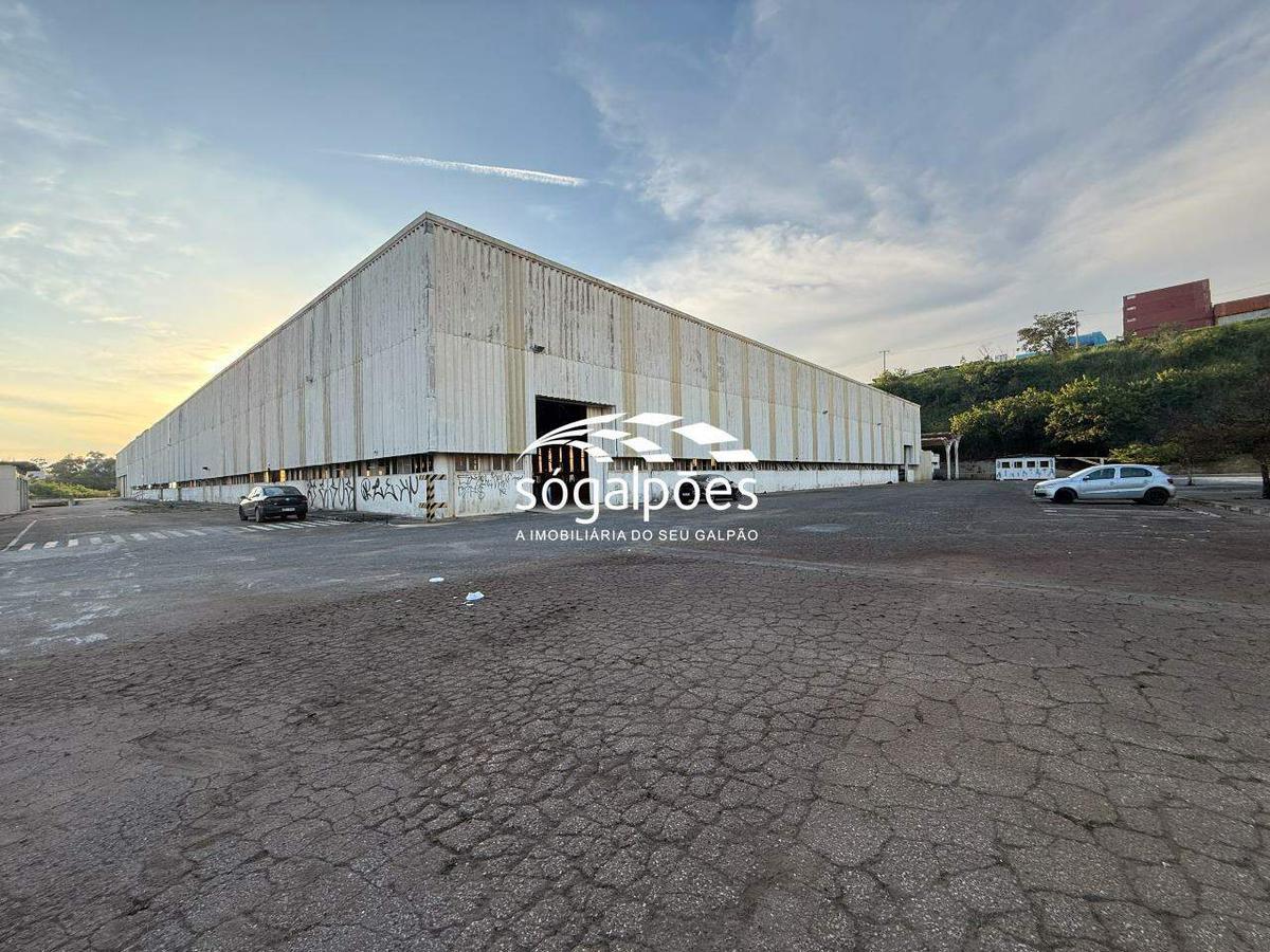 Galpão, Distrito Industrial Paulo Camilo Sul, 20 Vagas