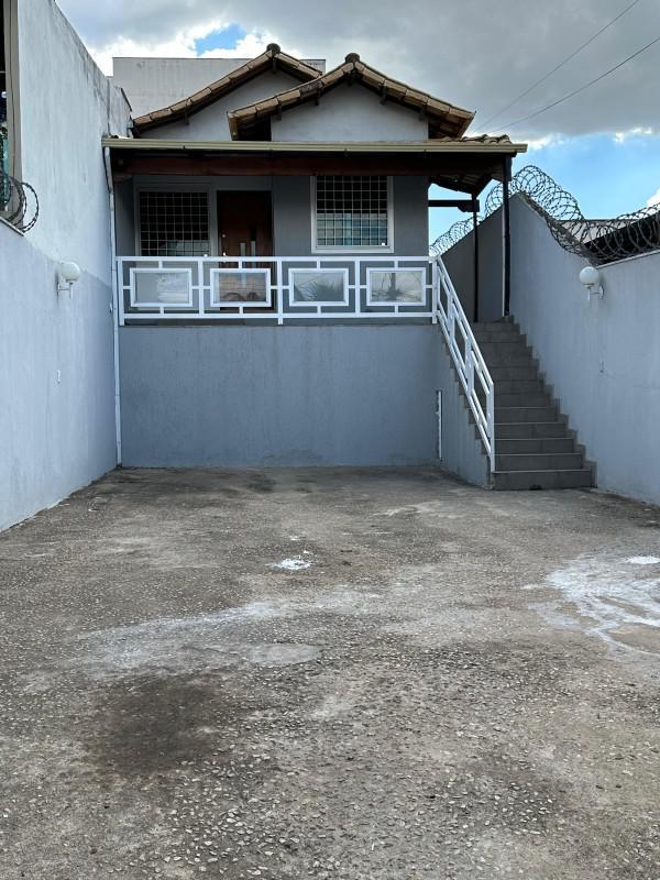 Casa, Masterville, 3 Quartos, 6 Vagas, 1 Suíte