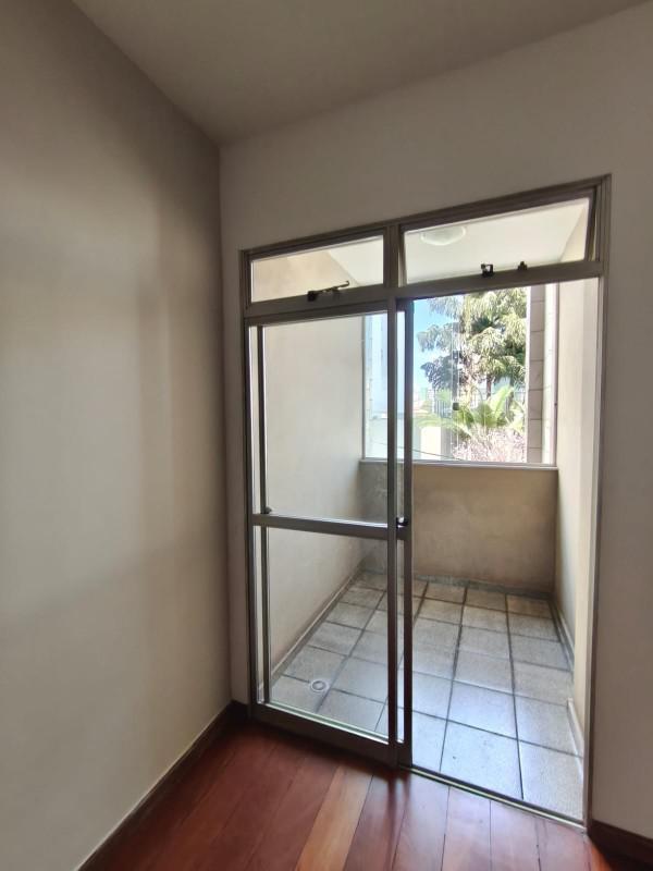 Apartamento, Coração de Jesus, 2 Quartos, 2 Vagas, 1 Suíte