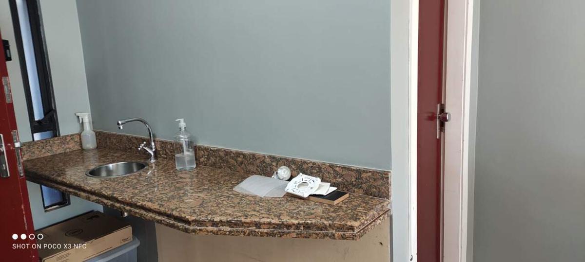 Sala, Estoril, 0 Quarto, 1 Vaga