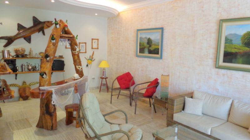 Casa, Santo Antônio, 4 Quartos, 3 Vagas, 2 Suítes