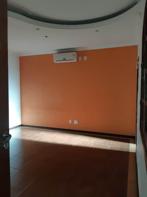 Casa, Arvoredo, 4 Quartos, 10 Vagas, 1 Suíte