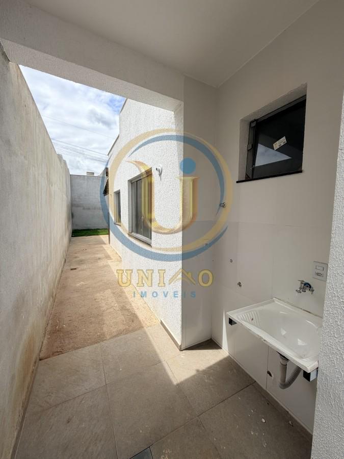 Casa, Centro, 3 Quartos, 2 Vagas, 1 Suíte