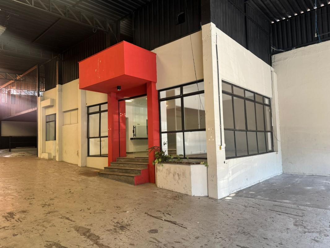 Andar, Carlos Prates, 0 Quarto, 5 Vagas