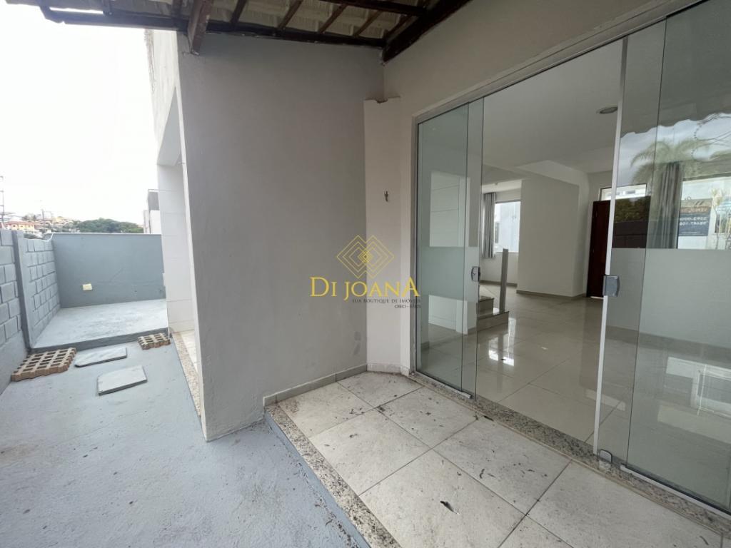 Casa, Bom Retiro, 3 Quartos, 2 Vagas, 2 Suítes