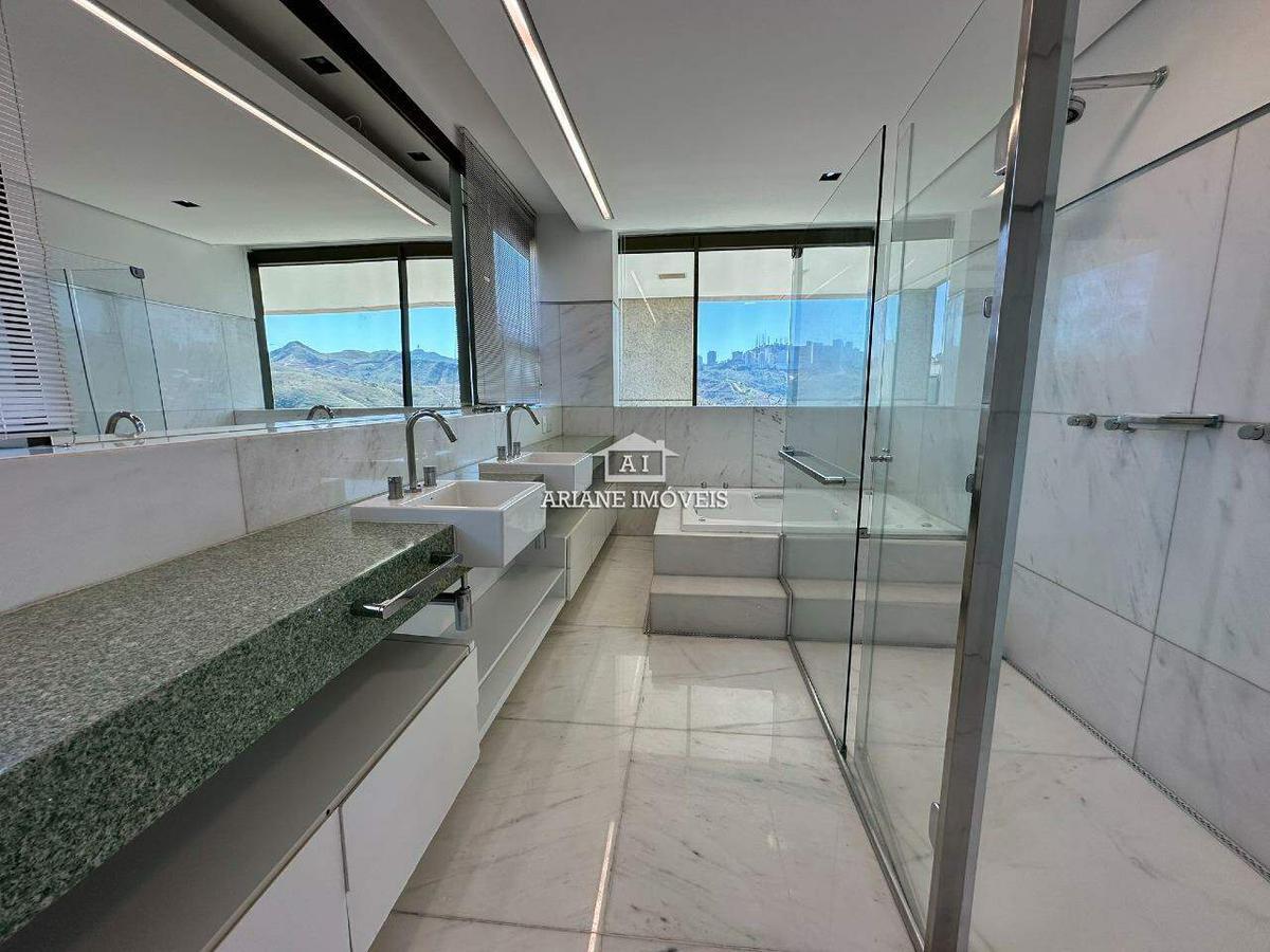 Apartamento, Vale dos Cristais, 4 Quartos, 5 Vagas, 4 Suítes