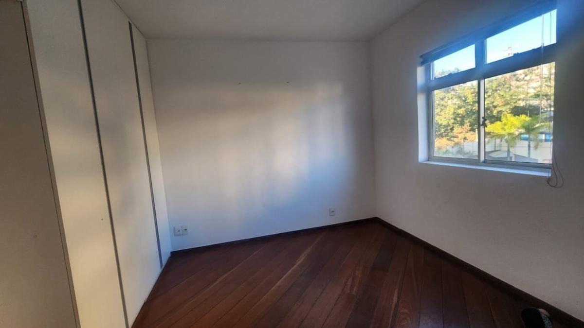 Cobertura, Estoril, 3 Quartos, 1 Vaga, 1 Suíte