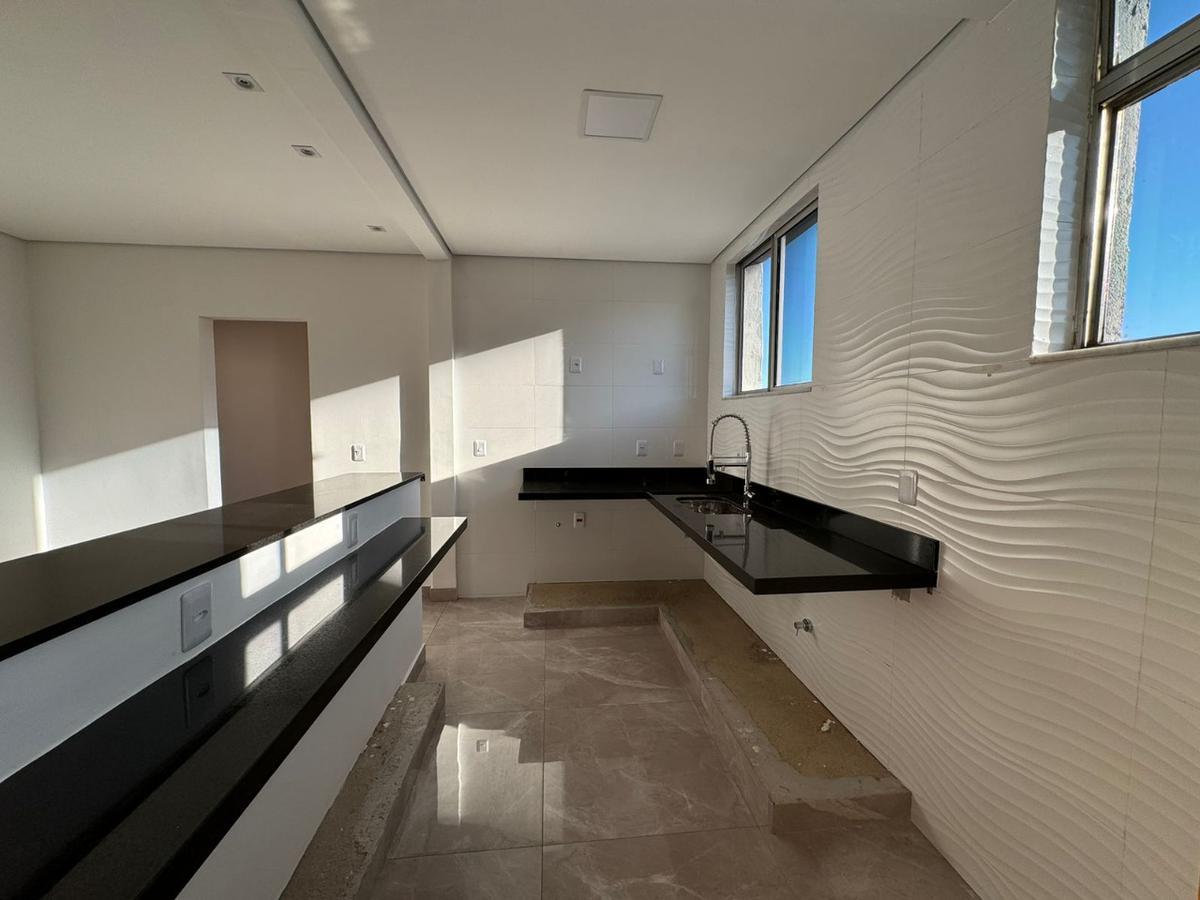 Apartamento, Colégio Batista, 3 Quartos, 1 Vaga, 1 Suíte