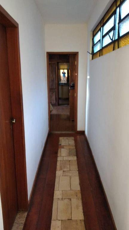 Casa, Centro, 4 Quartos, 3 Vagas, 1 Suíte