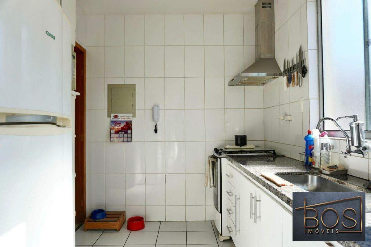 Apartamento, Sagrada Família, 3 Quartos, 1 Vaga, 1 Suíte